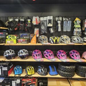 CASQUES DE VTT, VÉLOS ET MOTOS